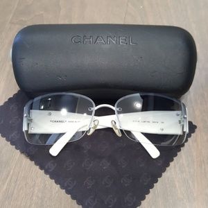100% Authentic!! CHANEL Gradient Tint RIMLESS